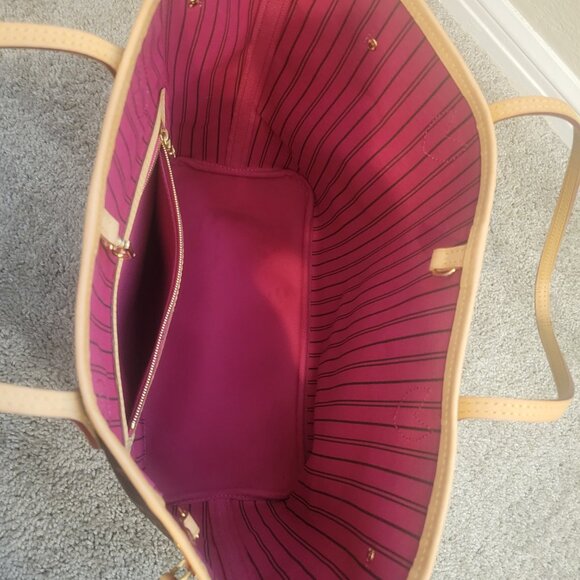 Louis Vuitton Neverfull MM- Monogram - Picture 6 of 11